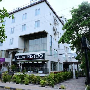 Alba Premier, Indore